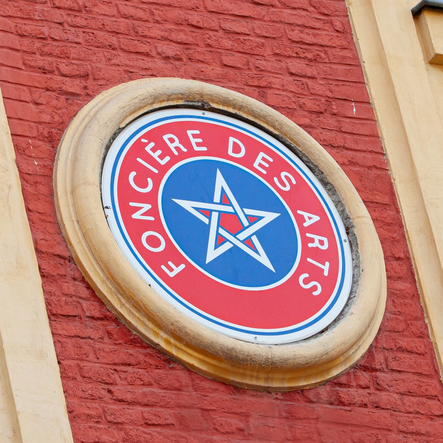 Logo Foncière des Arts sur façade